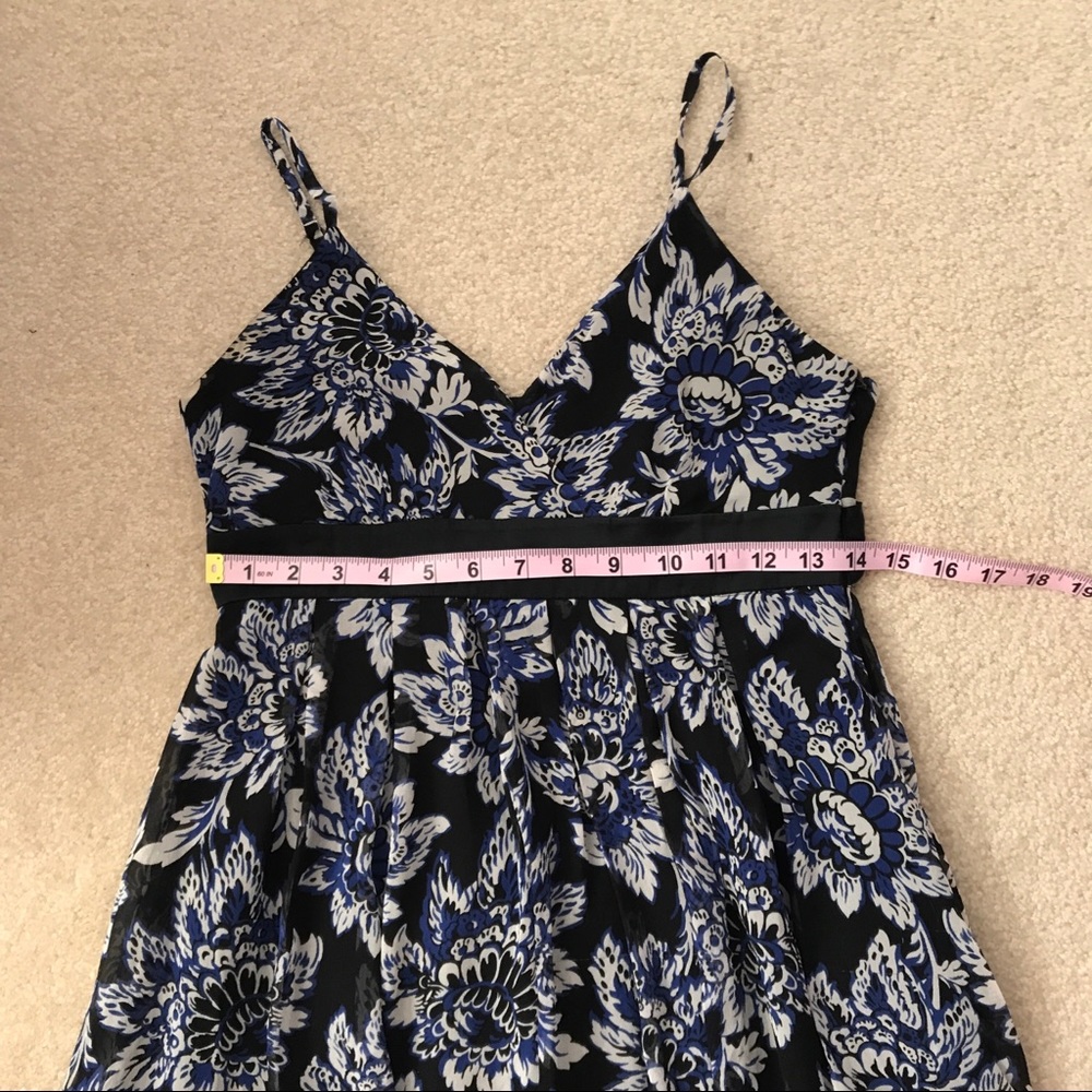 On Sale!!! INC, Cute summer dress.black satin sash tied on back, side zipper. - Picture 6 of 6